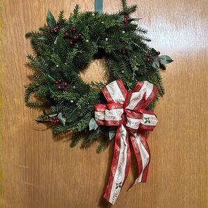🦋$8 ADD ON• 14” Diameter Greenery Wreath Christmas Holiday